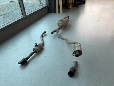 Auspuffanlage RAM 1500 Gen5 C9367 AU - 10832H gebraucht 1