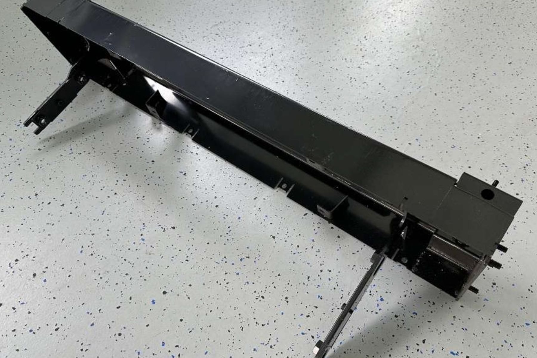 Träger Stoßstange - Notwendig für Umbau auf Bodykit oder AMG Frontdesign W463