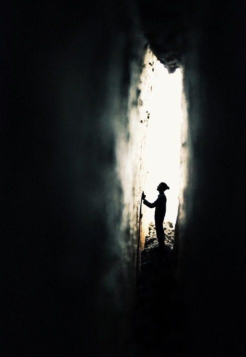 Le 6 cause della claustrofobia