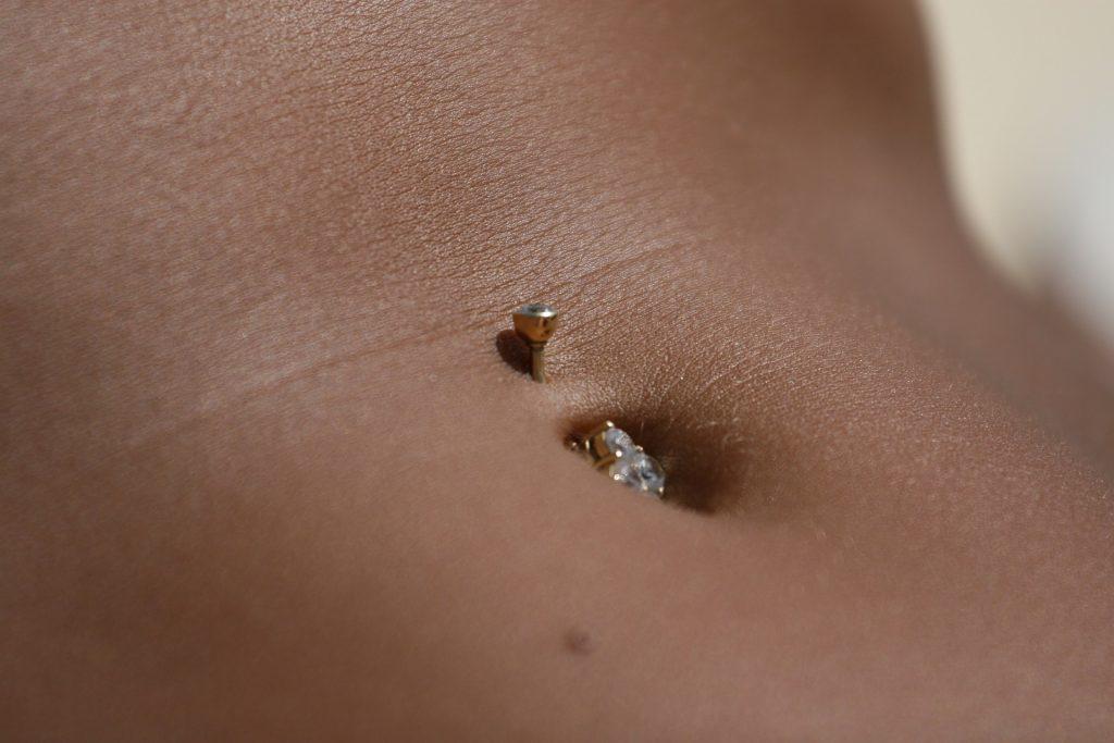 L´omfalofobia è la paura dell’ombelico.