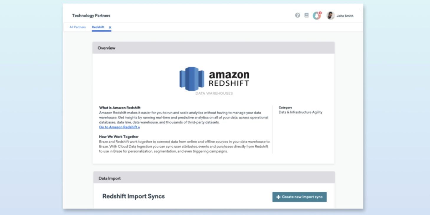 Amazon Redshiftの概要が表示されたウェブページのスクリーンショット。データウェアハウスの管理方法について説明しています。