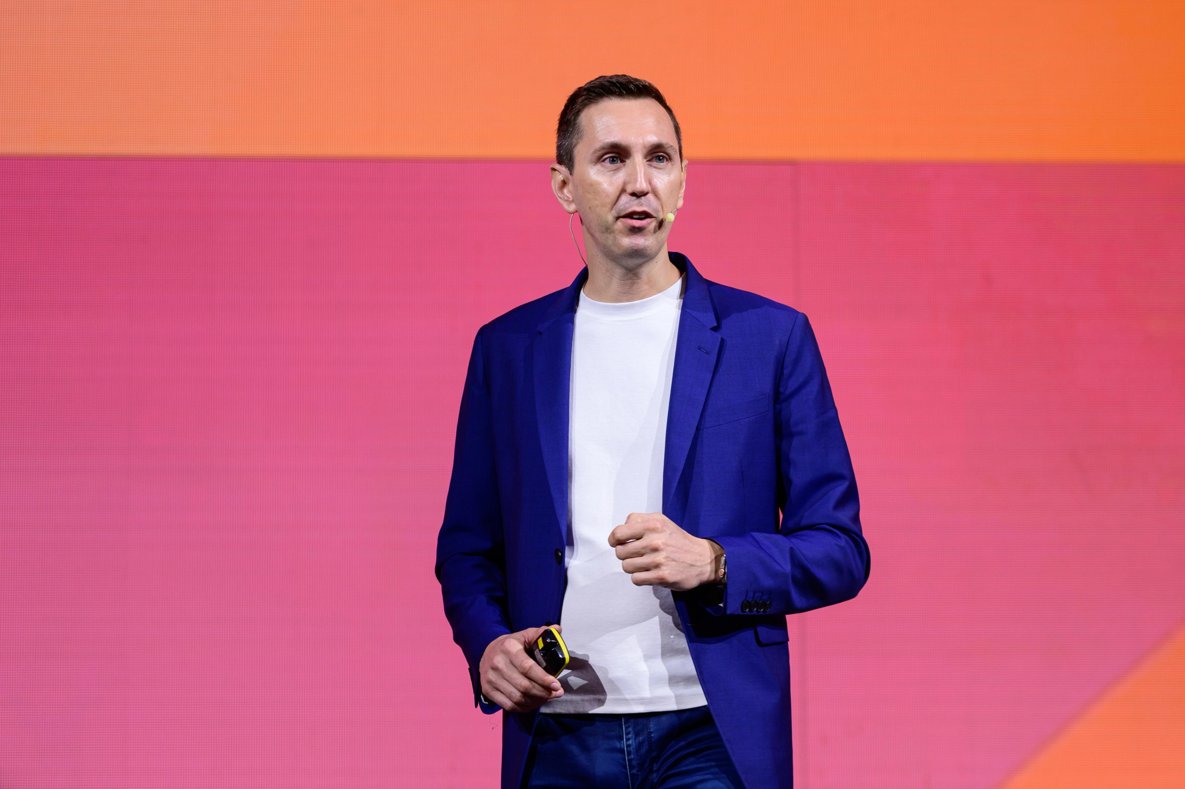 Sam Meyer on stage