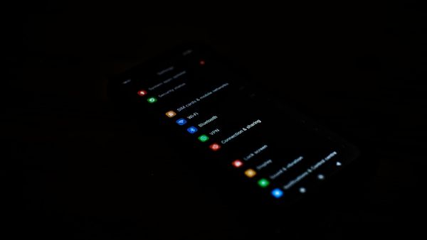 How do you send a notification to an iPhone from a web app?