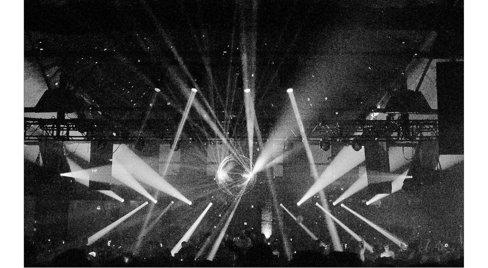 la-luna-2021-image-15