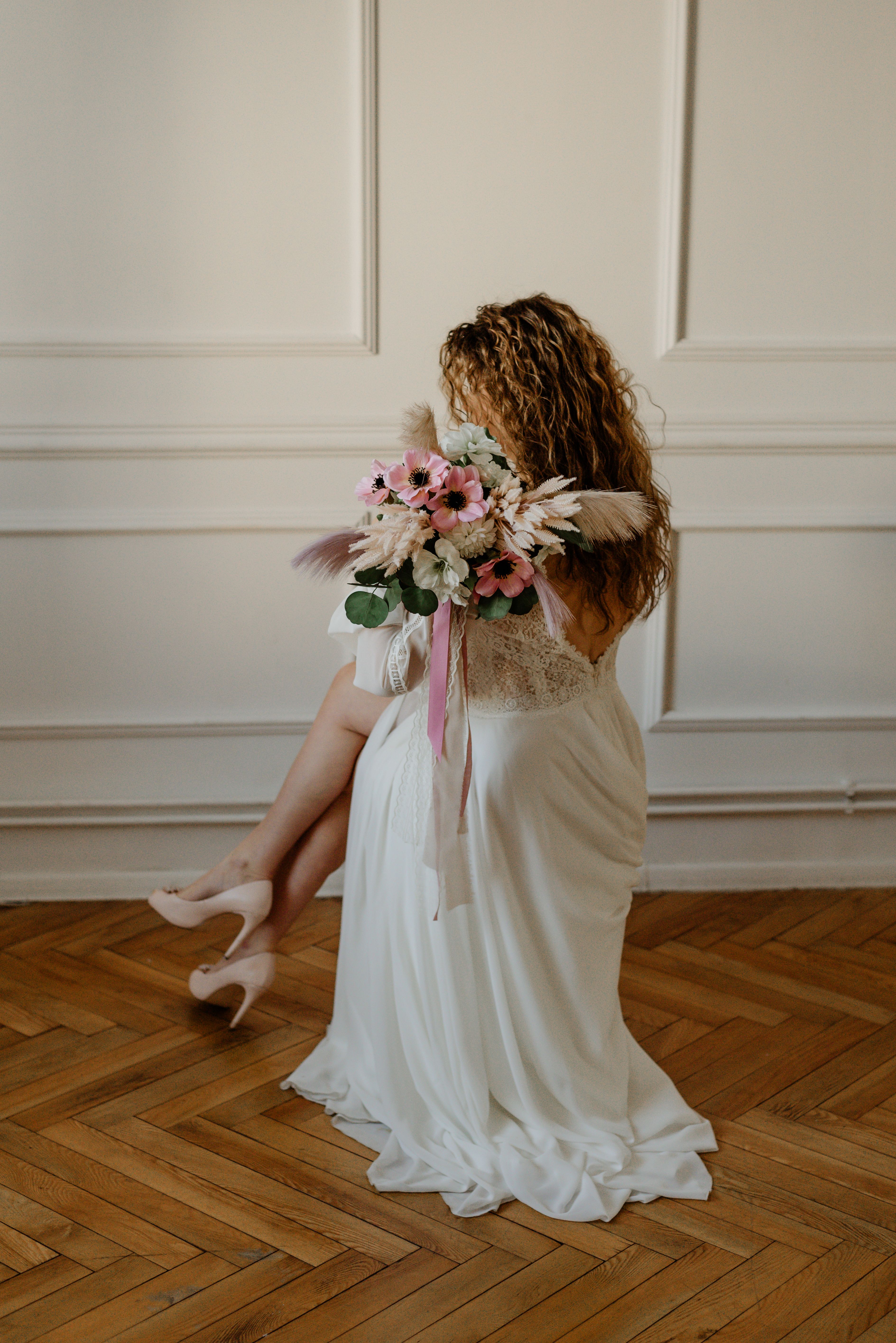 Bukiet ślubny z trawami pampasowymi