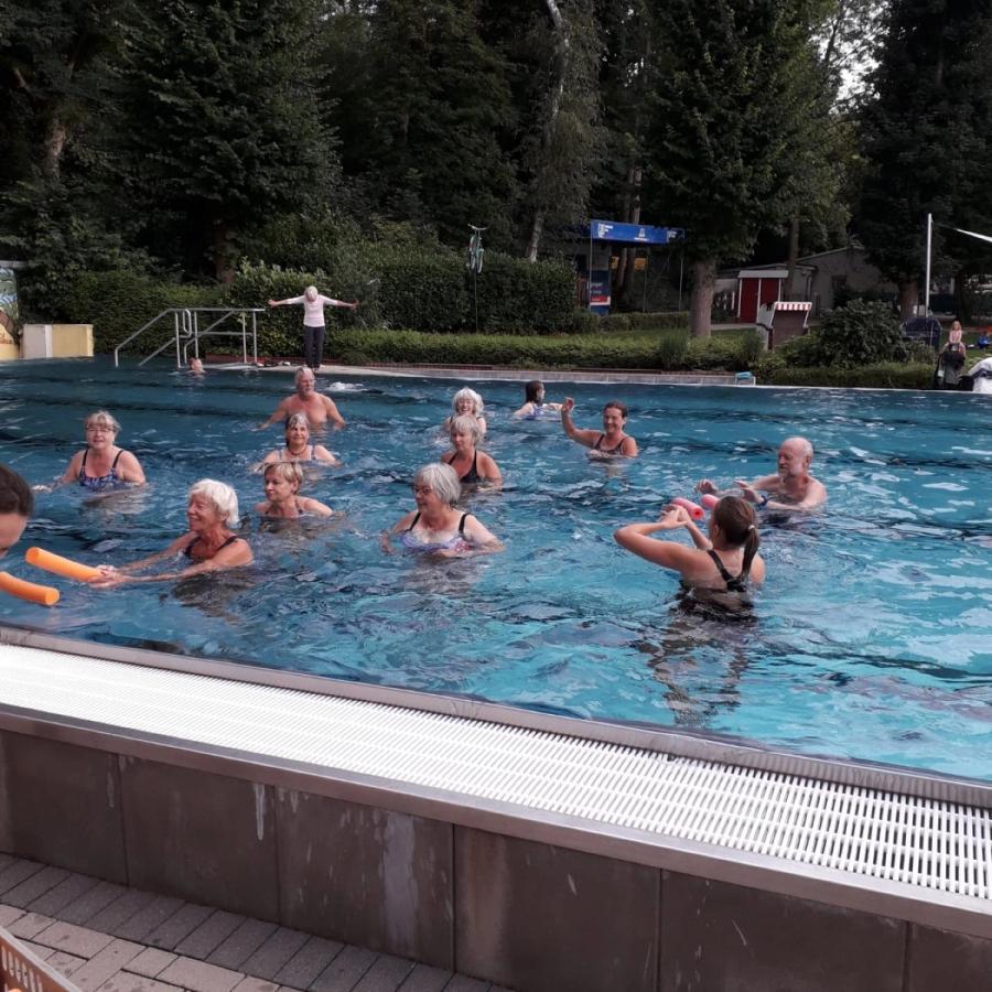 Wassergymnastik-Gruppe des SC Unna