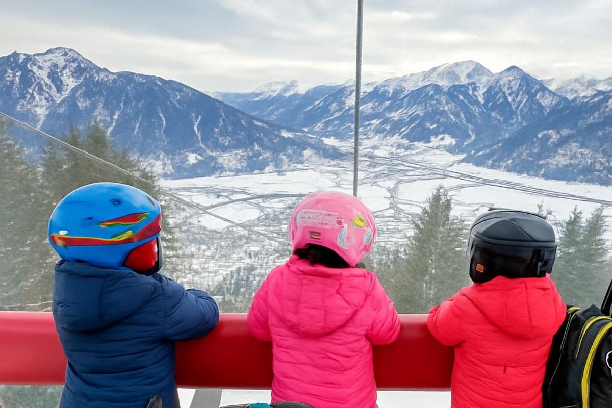 Skilaufen für 4-14 Jährige in Neuss & Snowboard