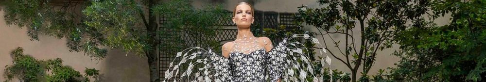 Iris van Herpen BV cover