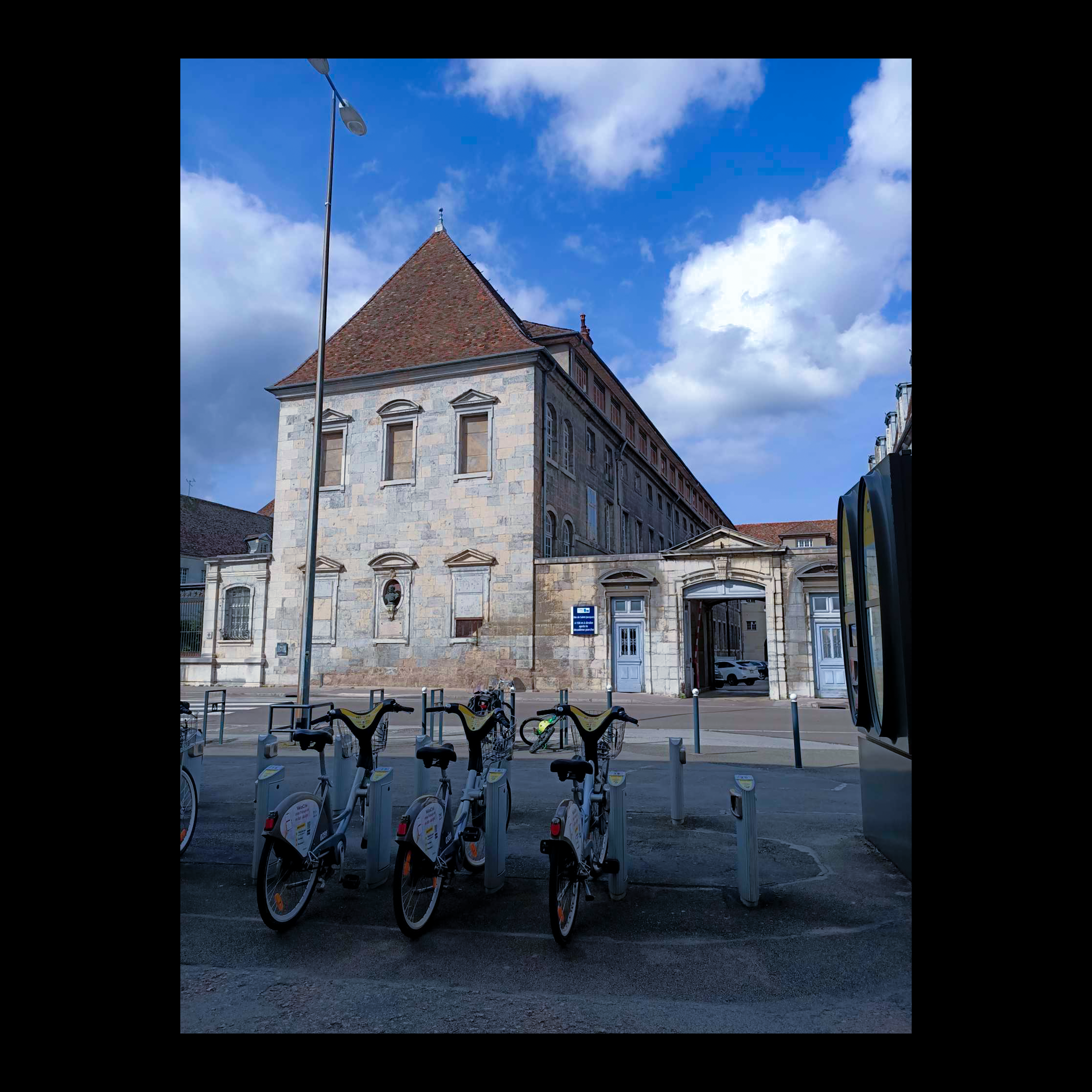 image de gallerie de Dérive à Besançon numéro 3