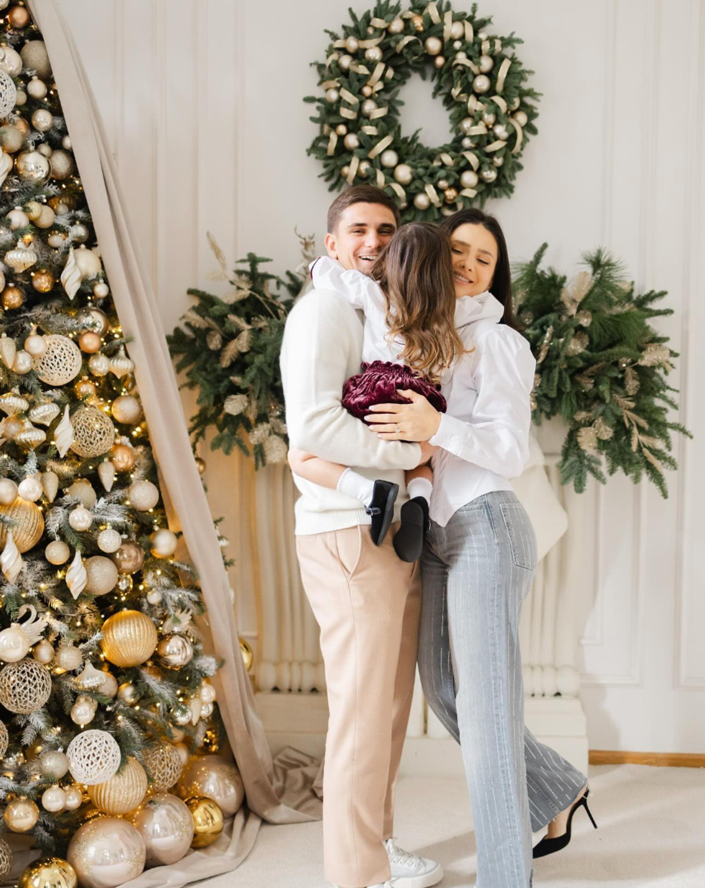 TAPPETO GONNA COPERTURA BASE ALBERO DI NATALE 120 CM PELUCHE BIANCO EFFETTO  NEVE, image size:1440x1813