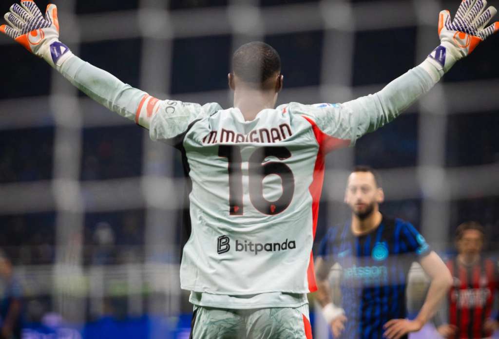 mike maignan 232 il calciatore del mese aic di novembre da Ultimouomo.com mike maignan 232 il calciatore del mese aic di novembre