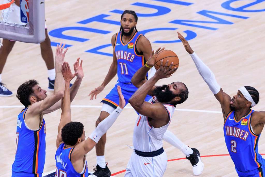 Tra i Thunder e il dominio della NBA c’è di mezzo solo James Harden Tra i Thunder e il dominio della NBA c’è di mezzo solo James Harden