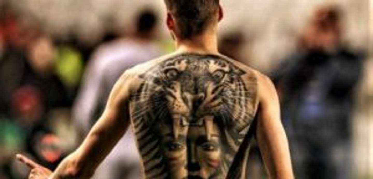 Fineline tattoo Roma • I'm Malindi 🌺 (@nefermaly_ink) · Rome, image size:1440x691