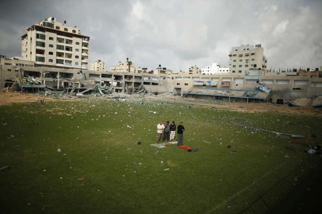 a gaza gli atleti muoiono gli stadi diventano campi di prigionia