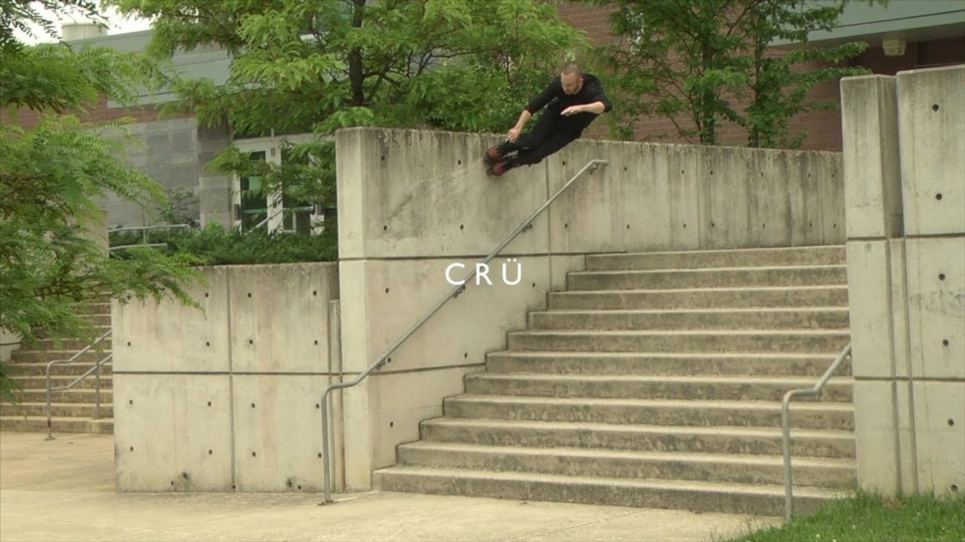 CRÜ Series