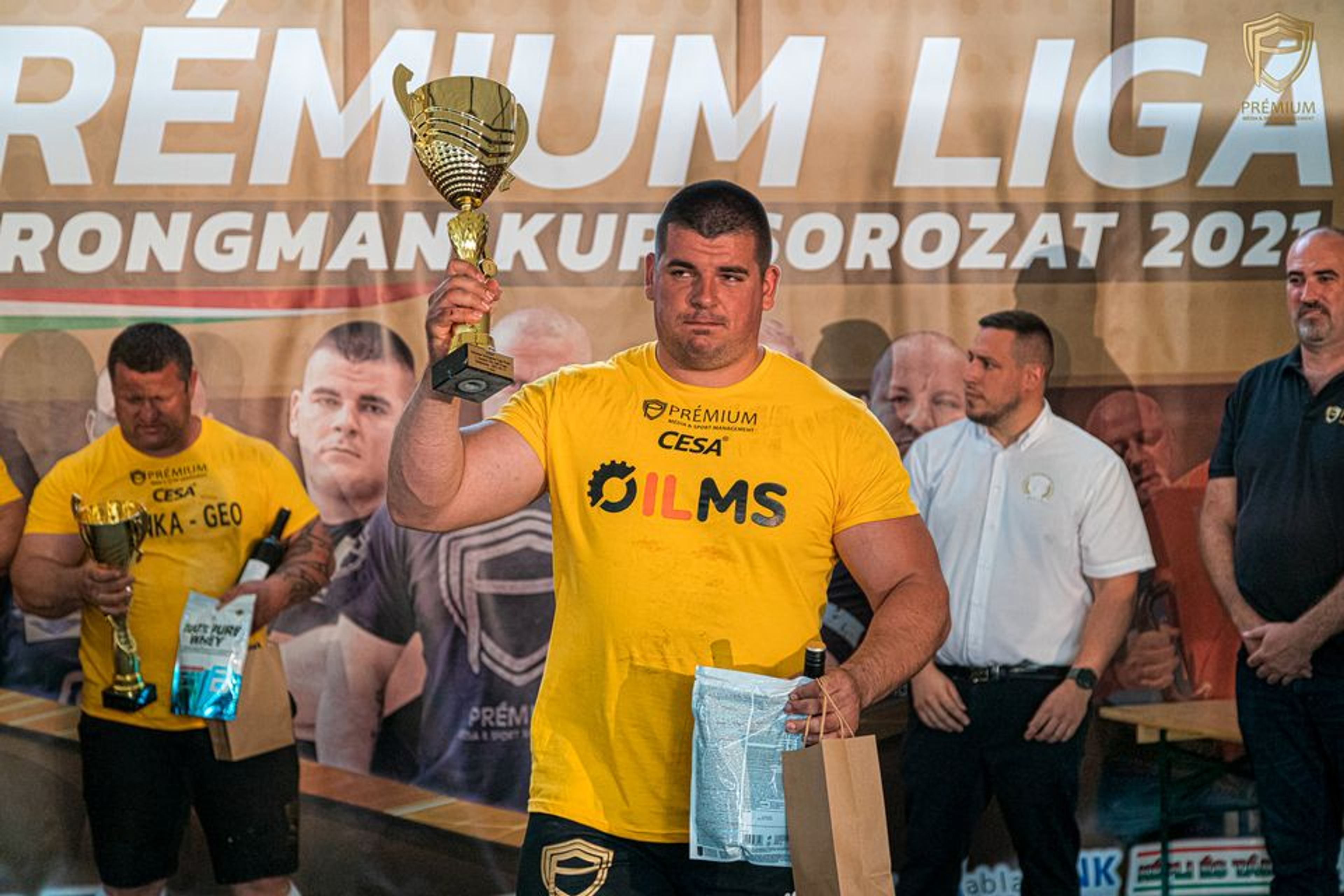 Péter Juhász în competiție de strongman