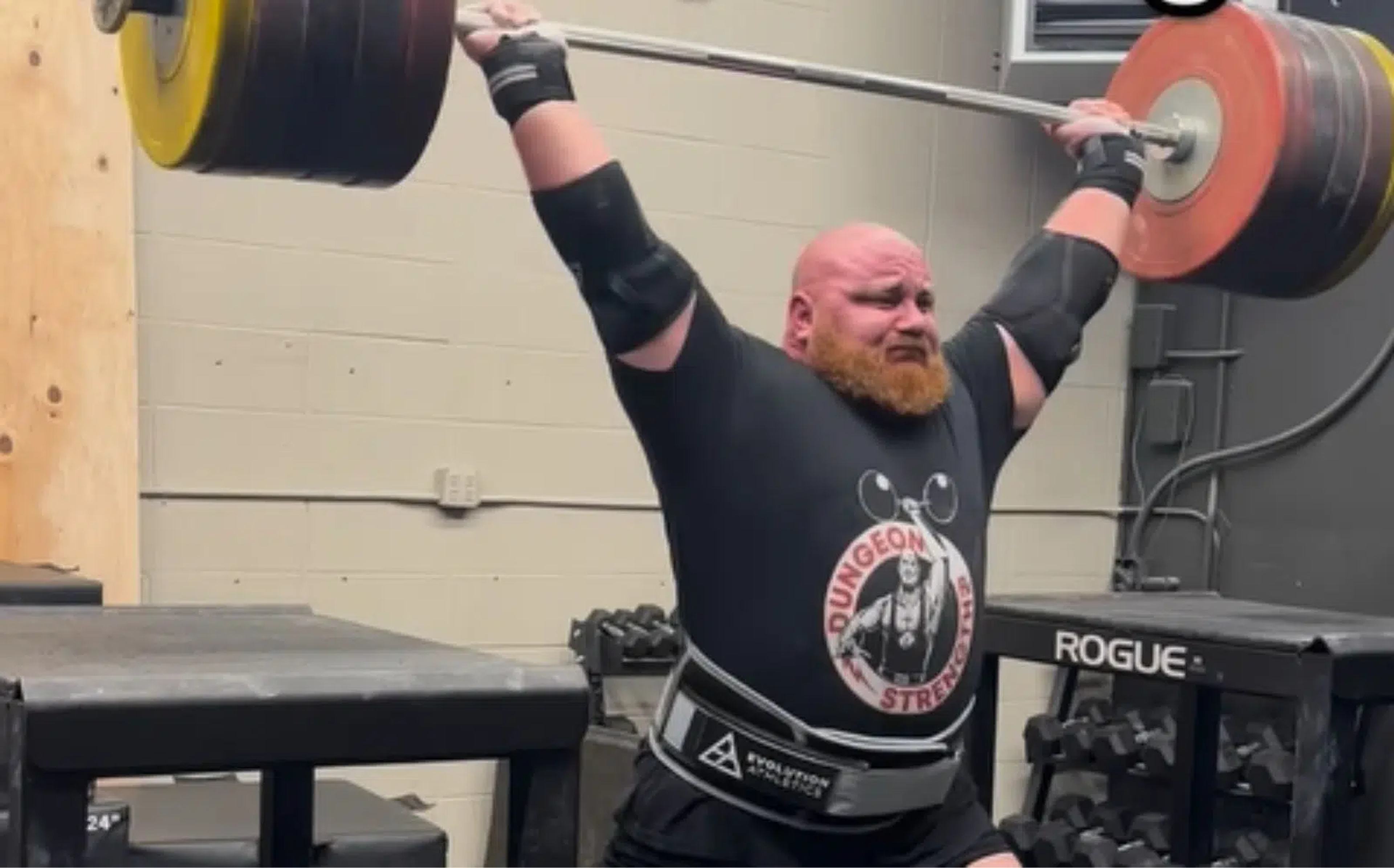 Lucas Hatton în context competițional de strongman