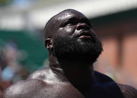 Evans Nana Aryee competing in strongman