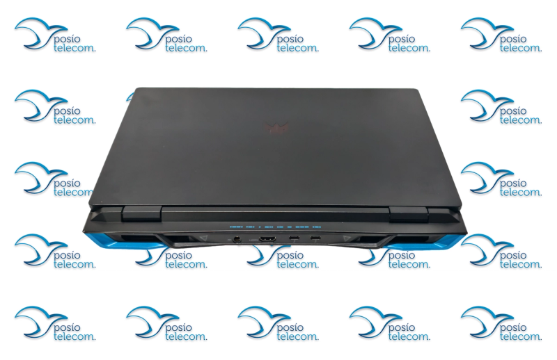 Acer Predator Helios Neo 16 vista 3