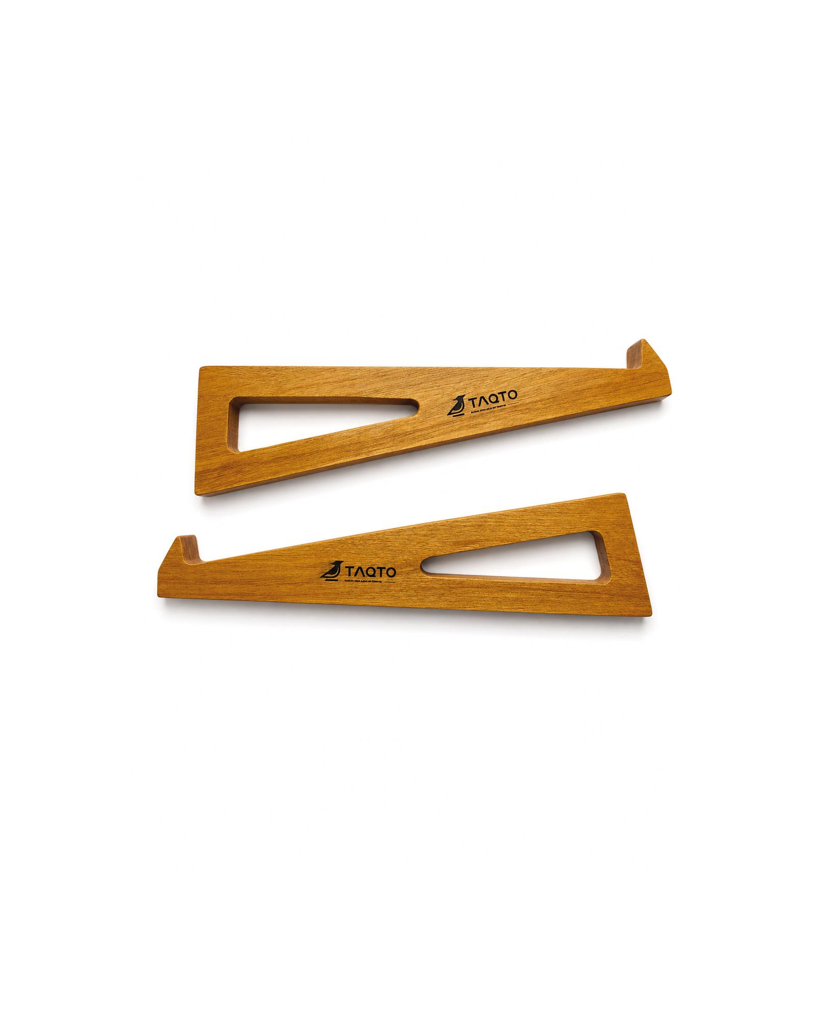 Rieles del soporte para laptop TAQTO en madera cachimbo, diseño minimalista de dos apoyos independientes