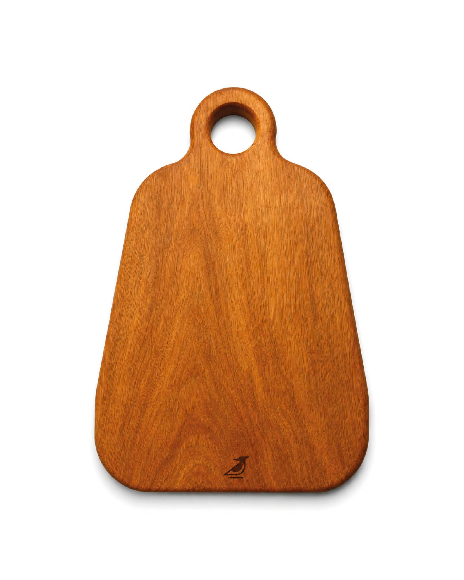Tabla para quesos Kampa en madera pumaquiro con charqui y queso