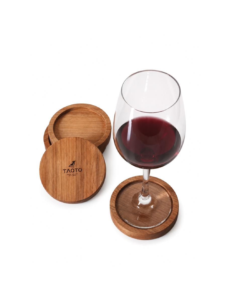 Set de posavasos Mara en madera cachimbo con copa de vino