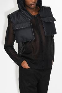 Habit 20 Pocket Cape Nylon | © Sarah Levy 2025