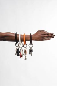 Habit 23 Key Bracelet Black | © Sarah Levy 2025