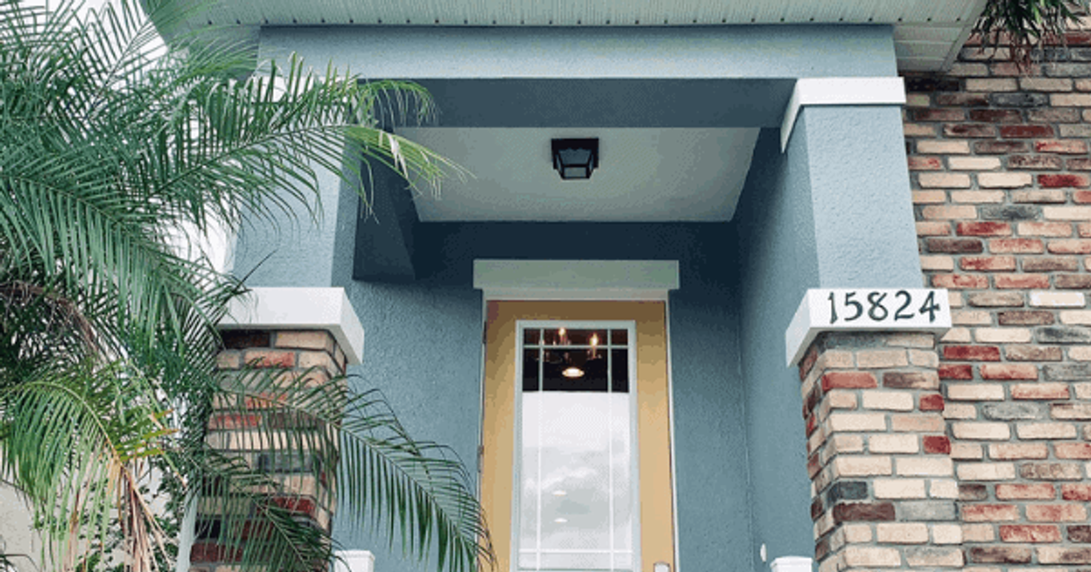 5 Ways to Add Color to Your Home Exterior That Welcomes Home Buyers