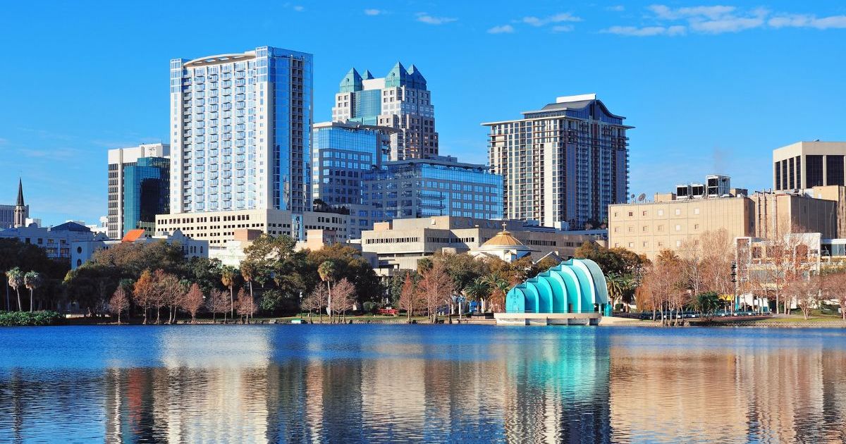 Relocating to Orlando, Florida: Your Guide to a Smooth Transition