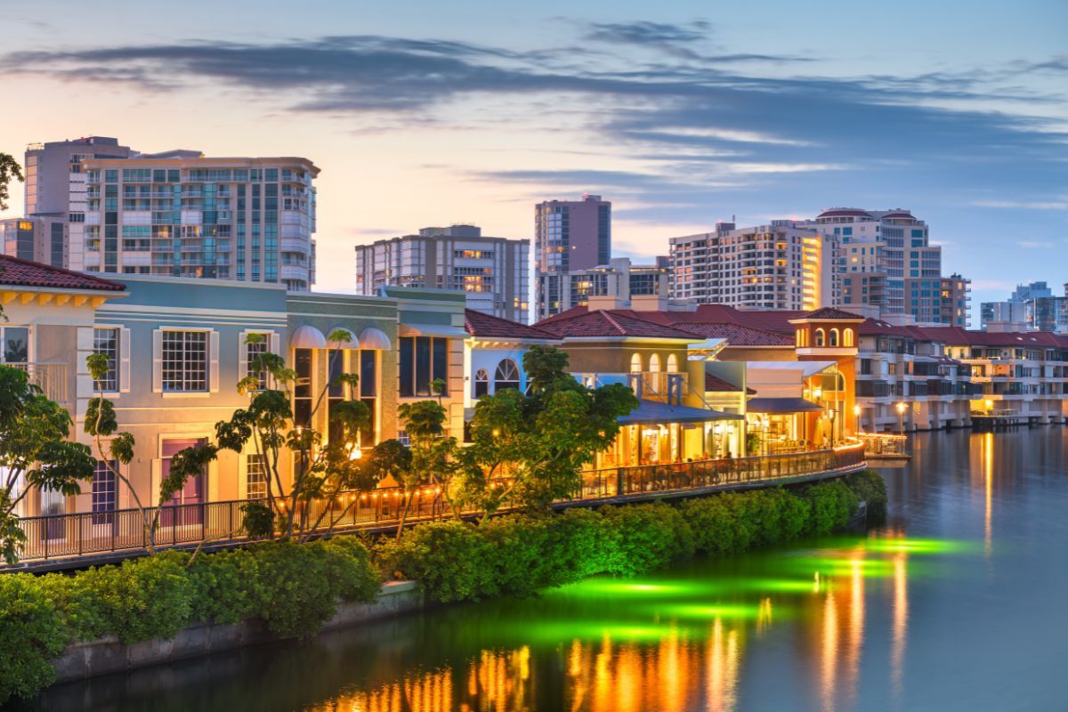 Moving to Naples, Florida: Top Tips for a Smooth Transition