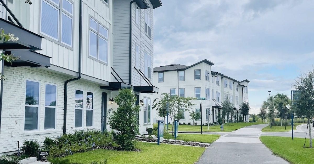 Are Townhomes a Good Investment?