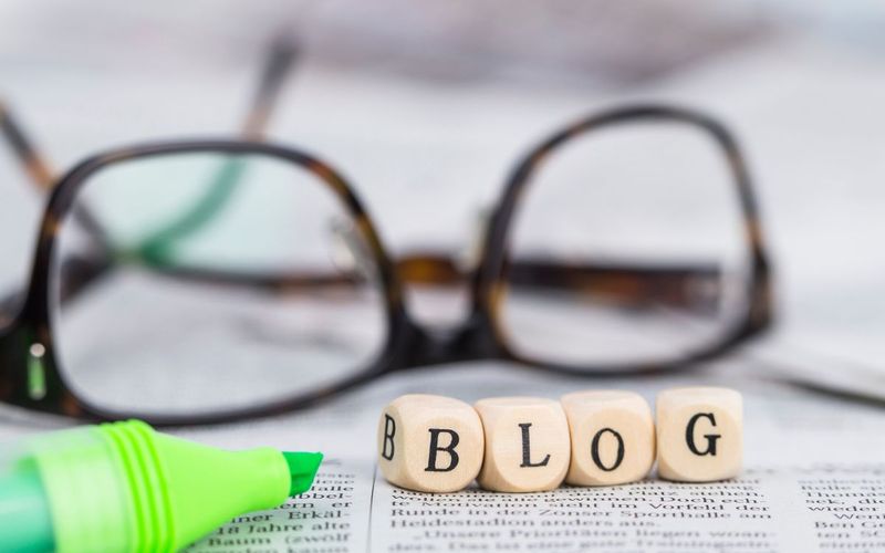 10 Blog Topics for Real Estate Agents: Fresh Ideas to Engage Your Audience