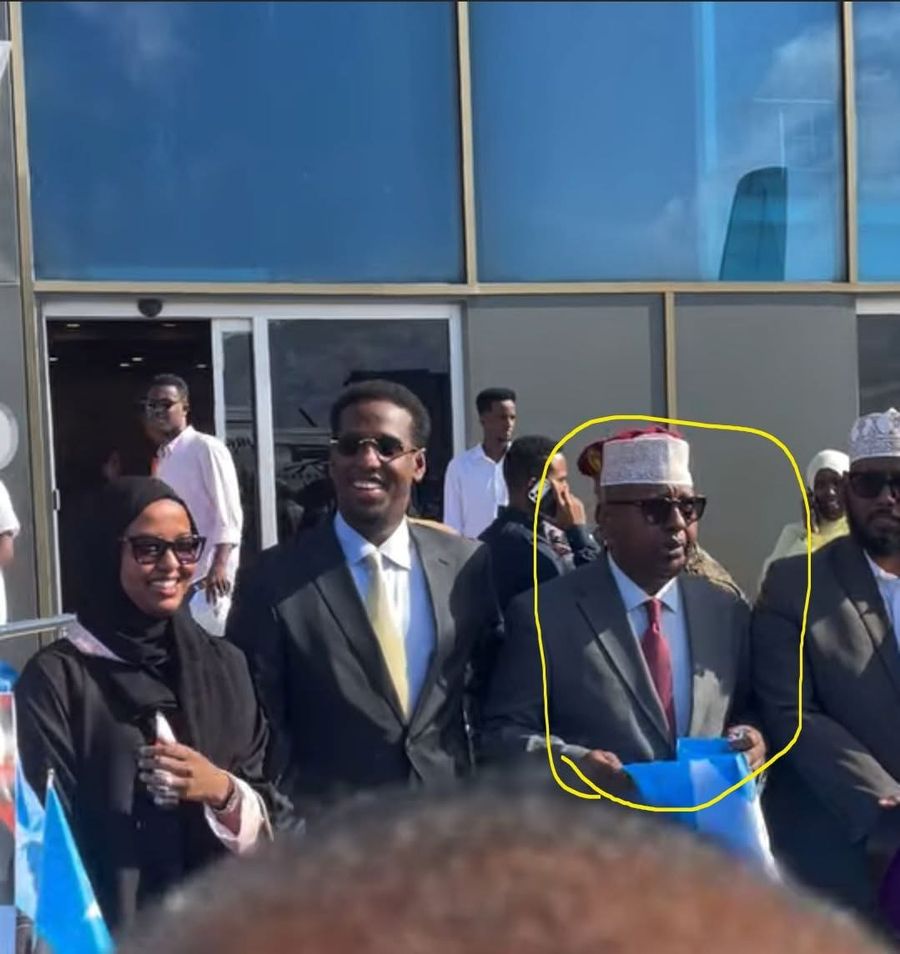 Why Was the Minister of Defence Welcoming a Deported Referee? Questions Raised Over Government Protocol