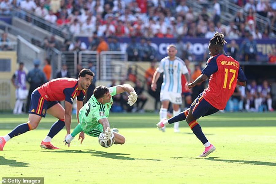 Spain Defeat Argentina 1-0 to Win World Cup Final as Somali Fans Celebrate Across Mogadishu Cafes and Hotels