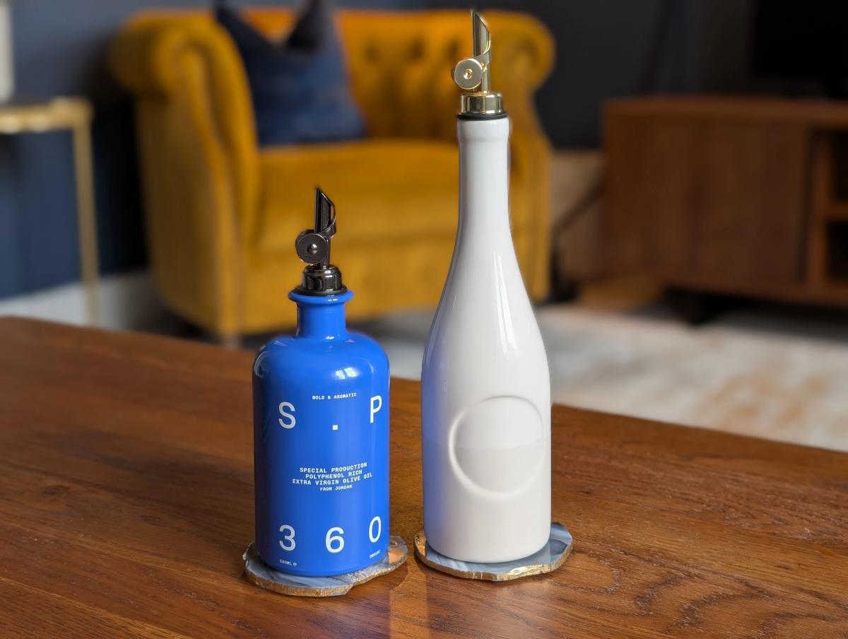 Cover Image for Reusable bottles for your polyphenol olive oil - SP360 or Citizens of Soil?