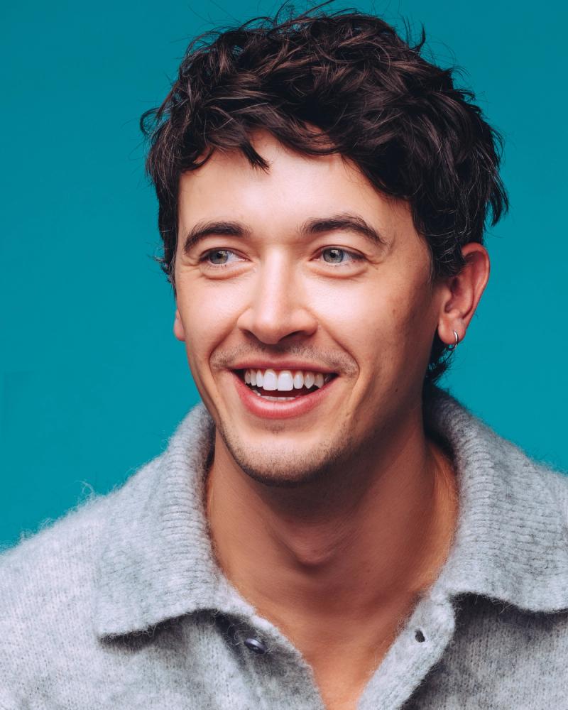 TOM BYLTH