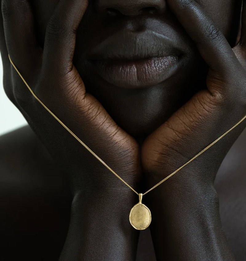 Image of the forever pendant by OMOI jewelry.