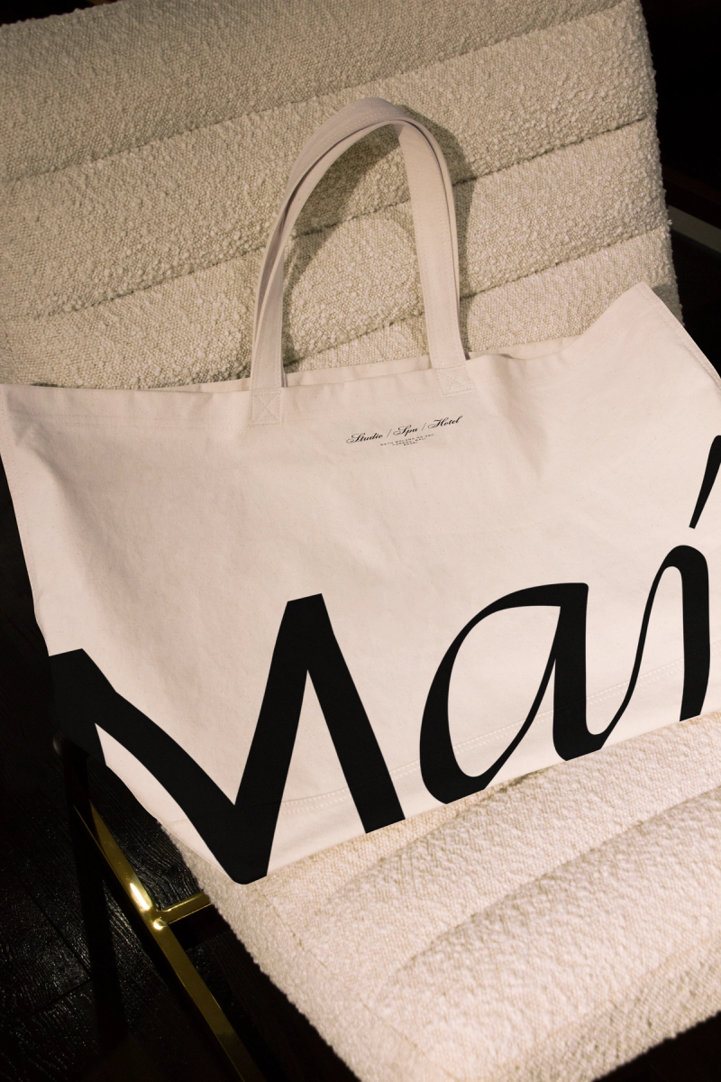 Tote bag design for Maja Bali. Design by eeze studio