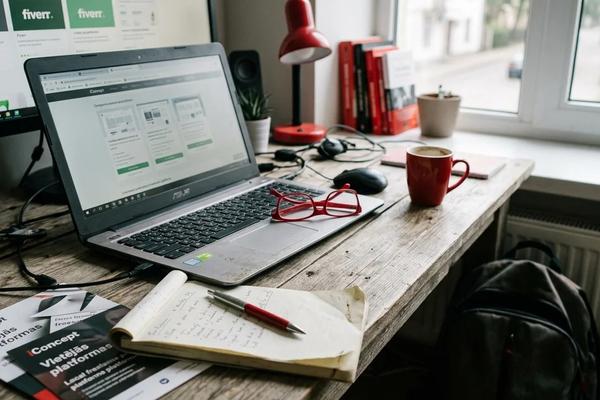 Labākās freelance darba platforma Latvijā - Kur sākt meklēt