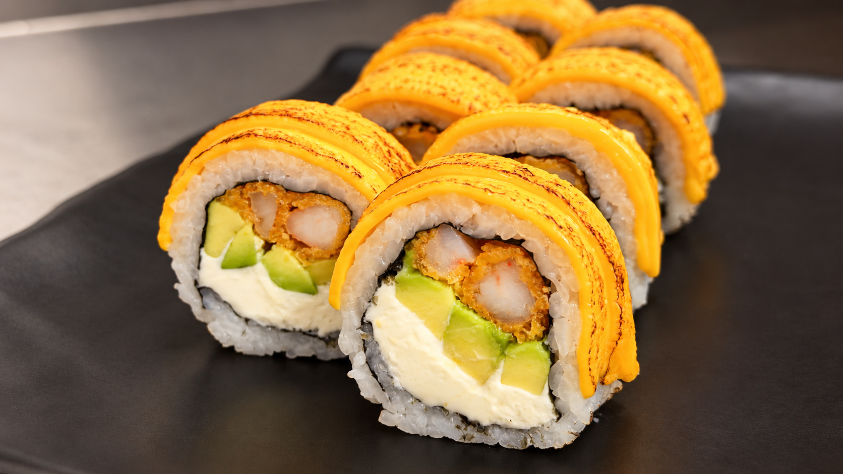 ROLL Сырный с креветкой темпура