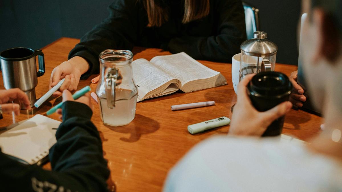 Small Group Bible Studying