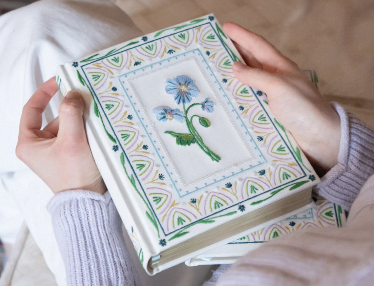 Hosanna Revival Bibles