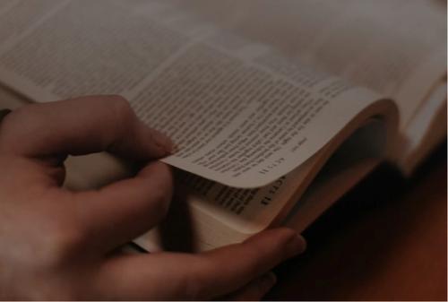 Overcoming Bible Reading Struggles