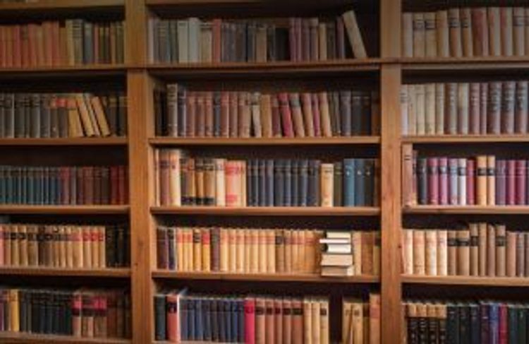 100 Book that Changed the Church