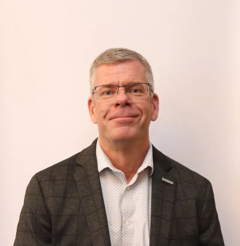 Les Kalinowski