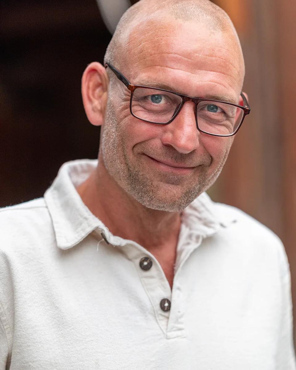 Portrait Adrian Mäder
