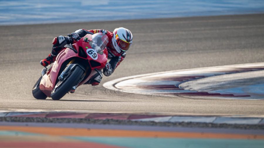 WZH 4330Biker 69 Still Corner 600mm