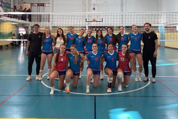 Juvenis continuam na 1ª Divisão 