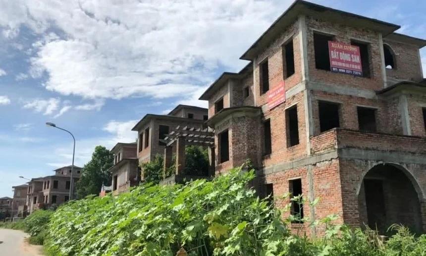 Siết chặt đầu cơ bất động sản: Đề xuất áp thuế cao với đất bỏ hoang và giao dịch 'lướt sóng'
